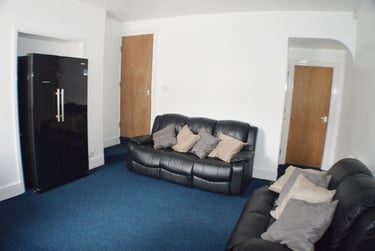 5 bed house, Cloister Street, Dunkirk, Nottingham, NG72PG - Image 4